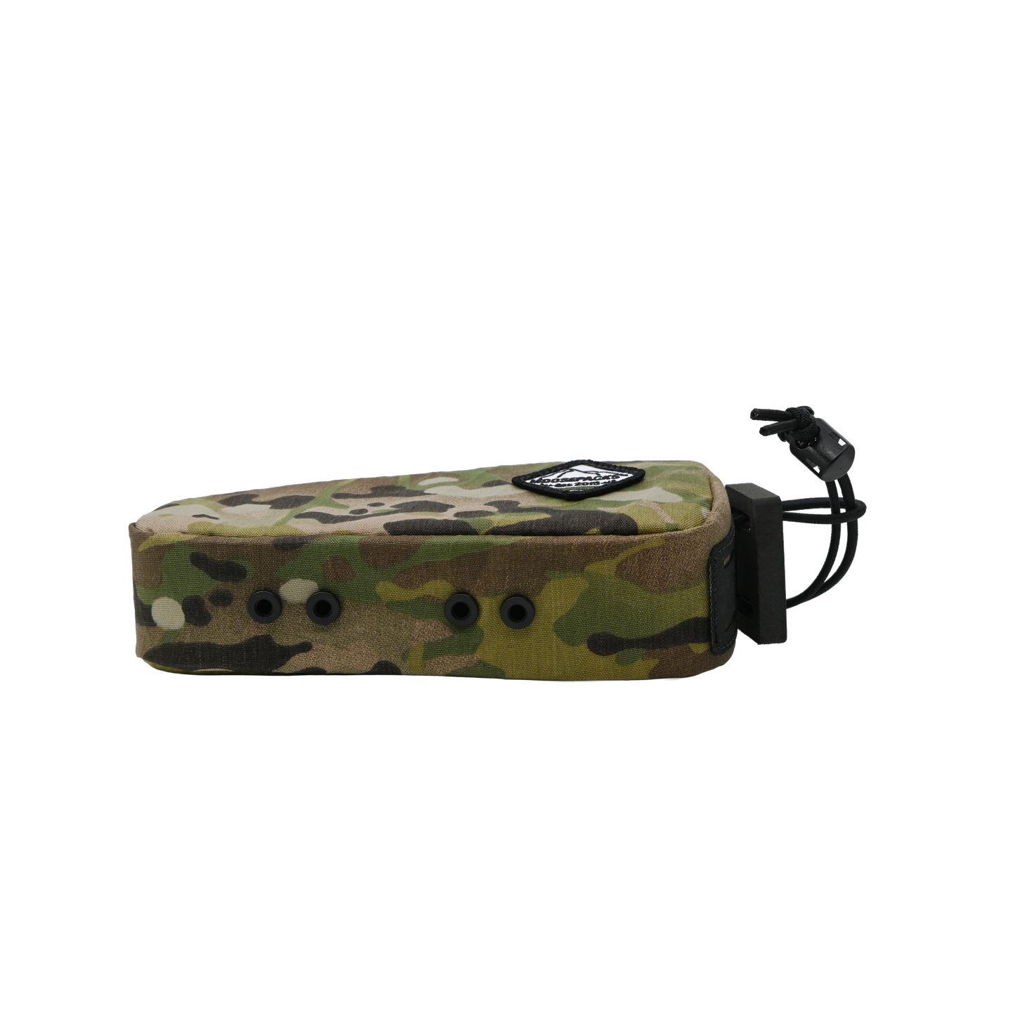 Display of the bottom of the bag with grommet placements. 