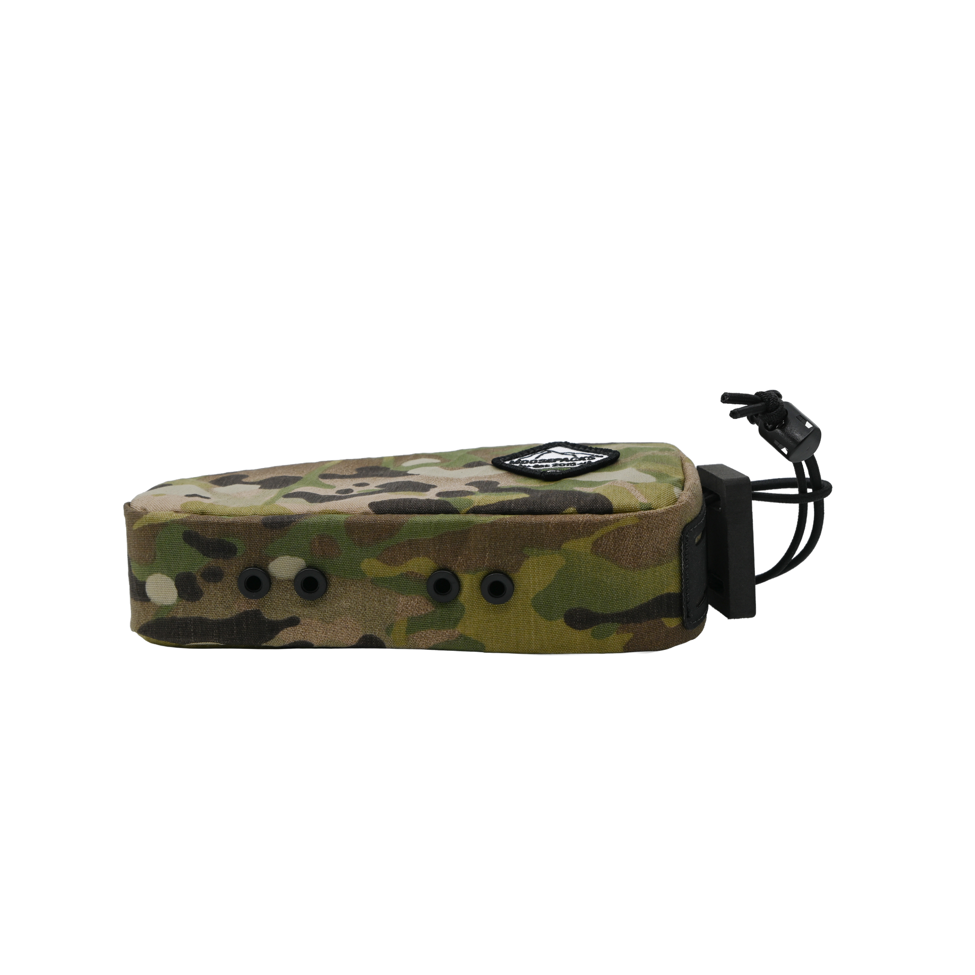 Display of the bottom of the bag with grommet placements. 